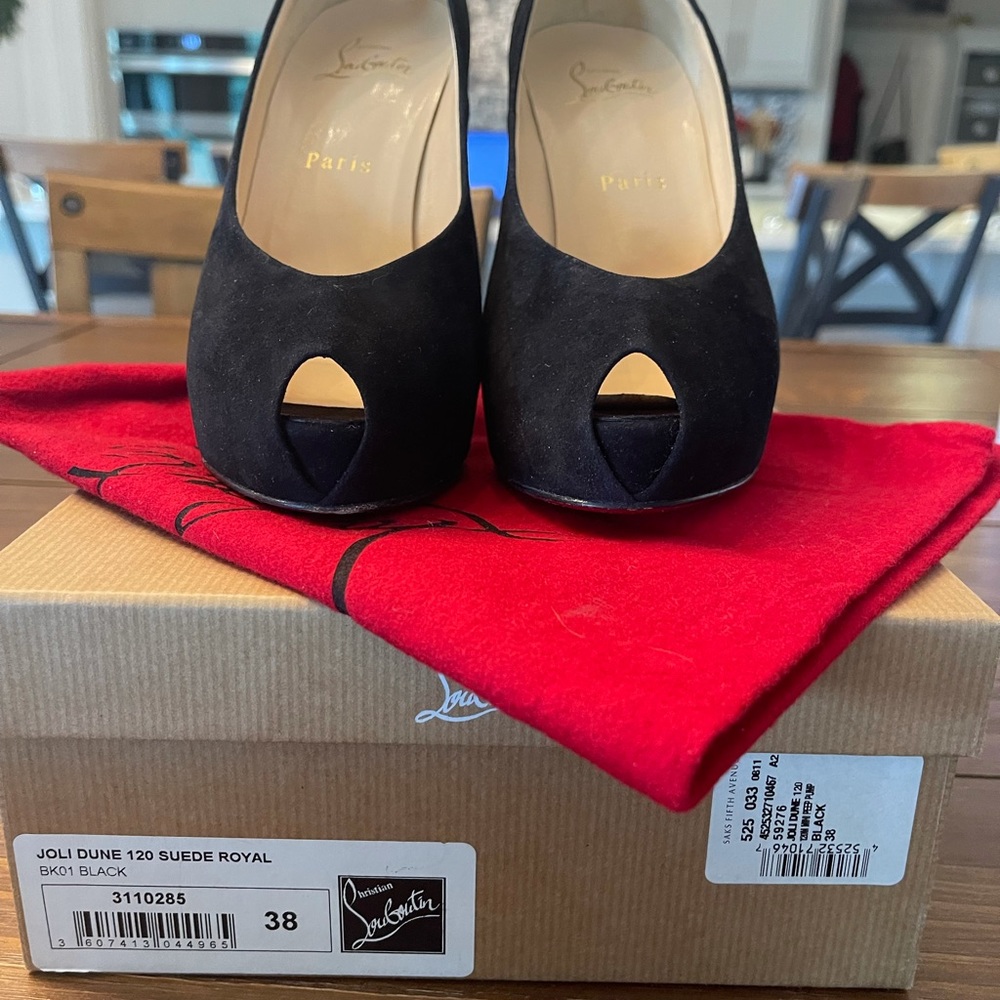 EUC authentic Louboutin Joli Dune 120 Sz 38
